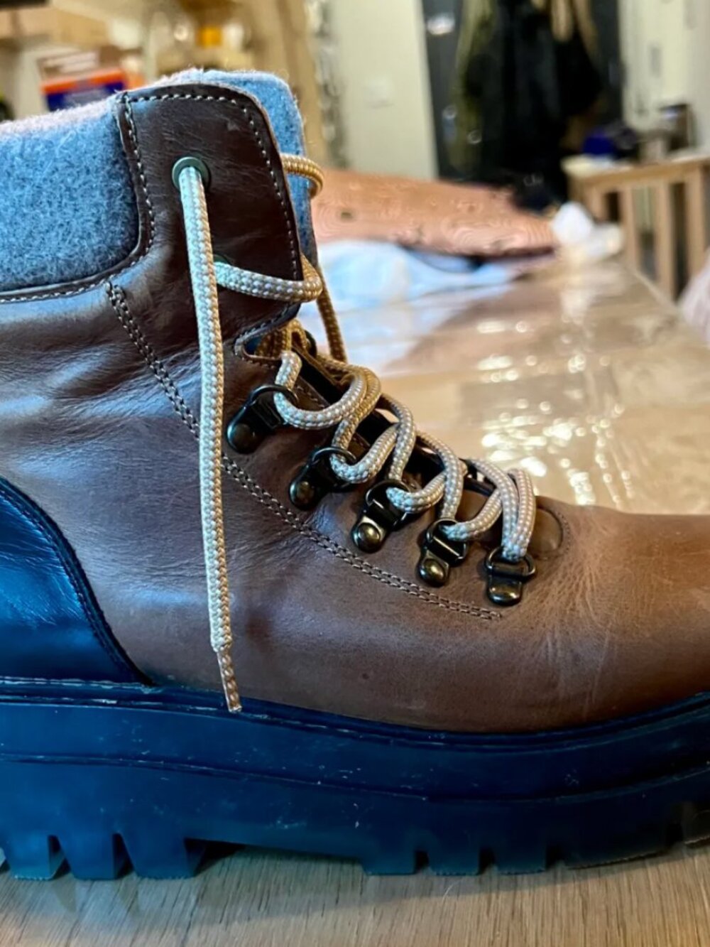 Pajar Womens Vienna Lace Up Winter Boot - Size 41 - Picture 4 of 6